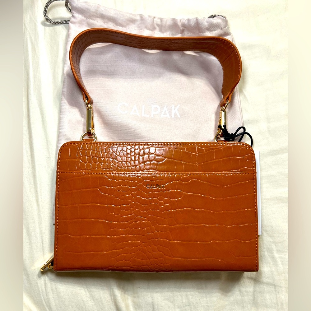 CALPAK CROC WALLET COGNAC